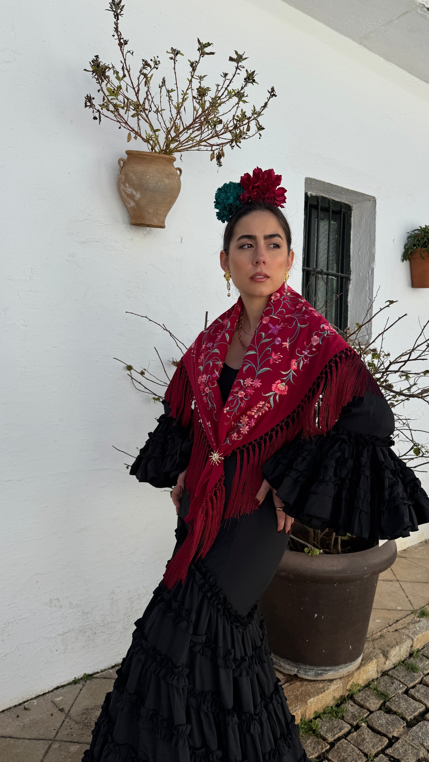 TRAJE TRIANA NEGRO LUNAR BLANCO