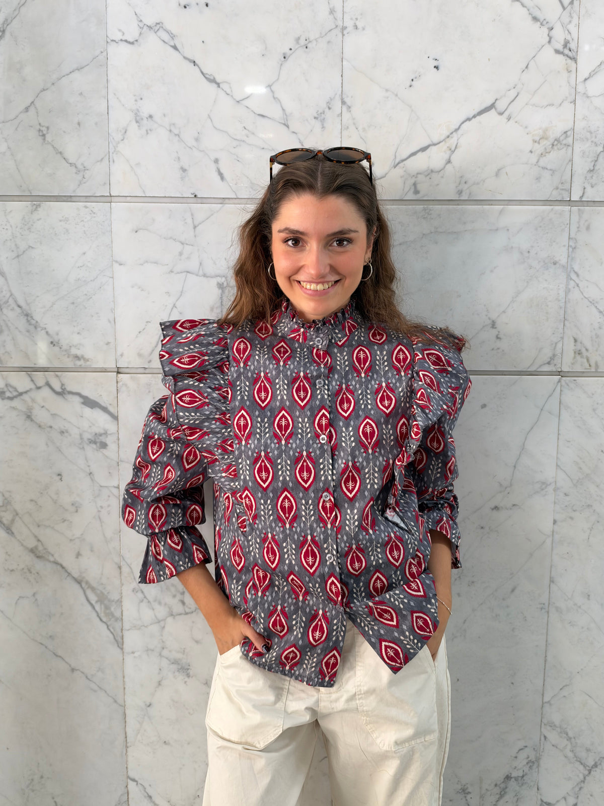 BLUSA DETALLE VOLANTES