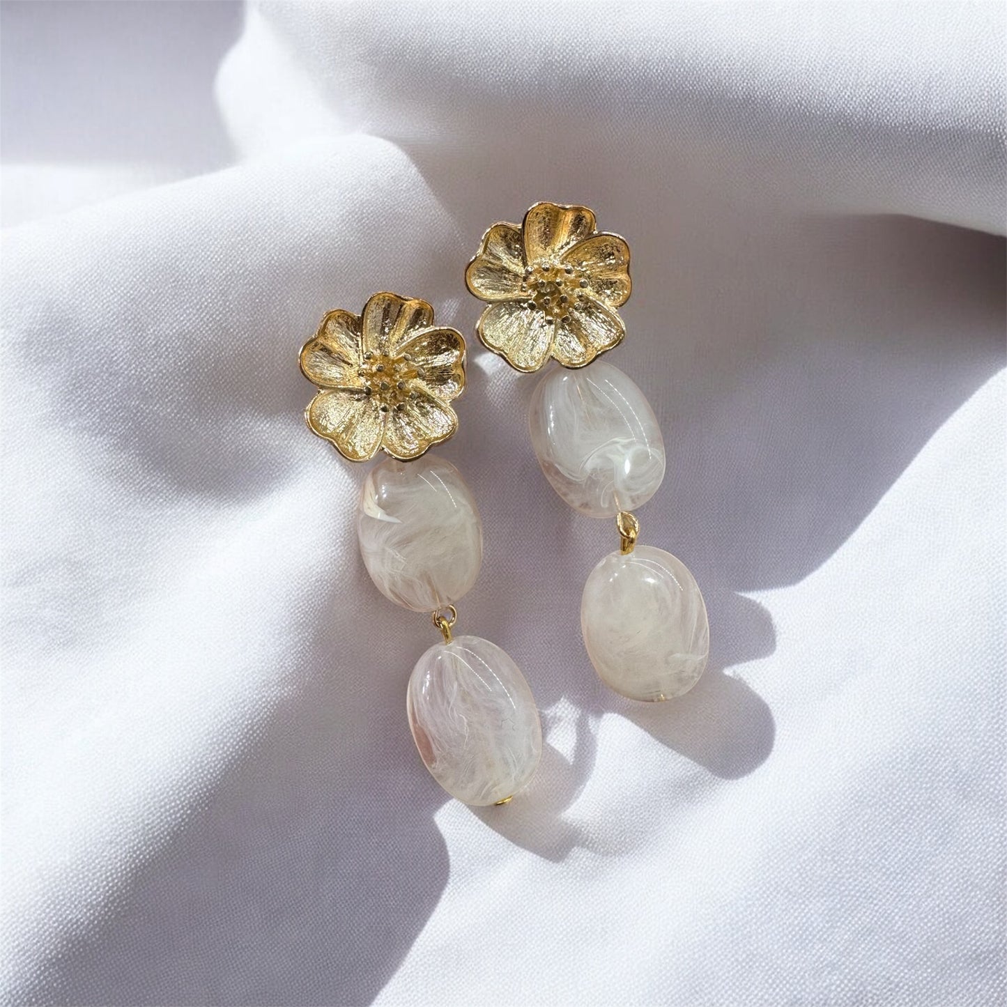 Pendientes piedra blanca