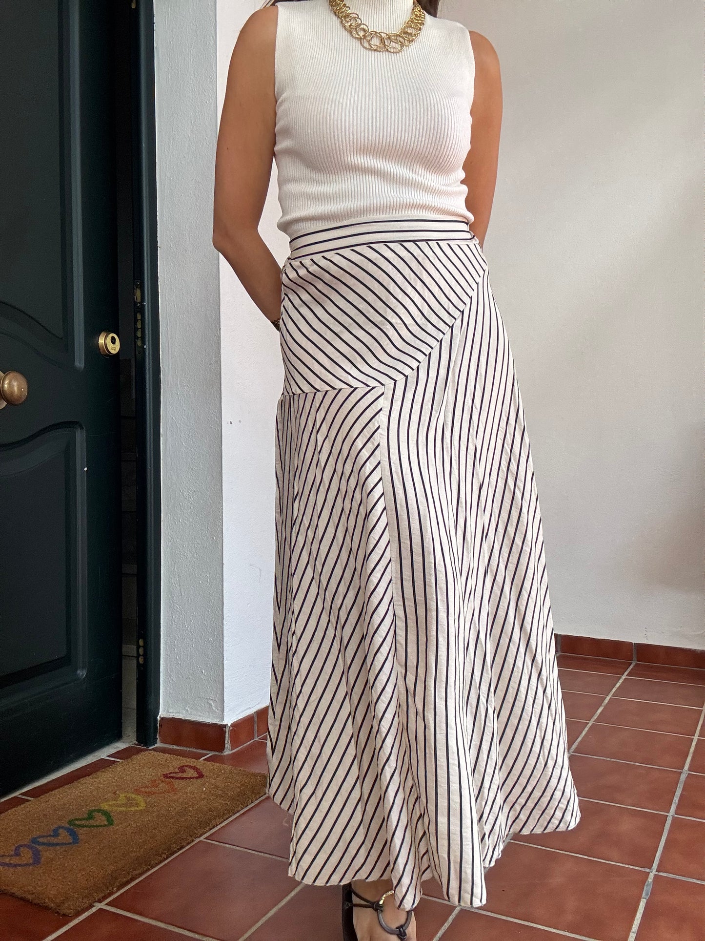 Falda corte asimétrico
