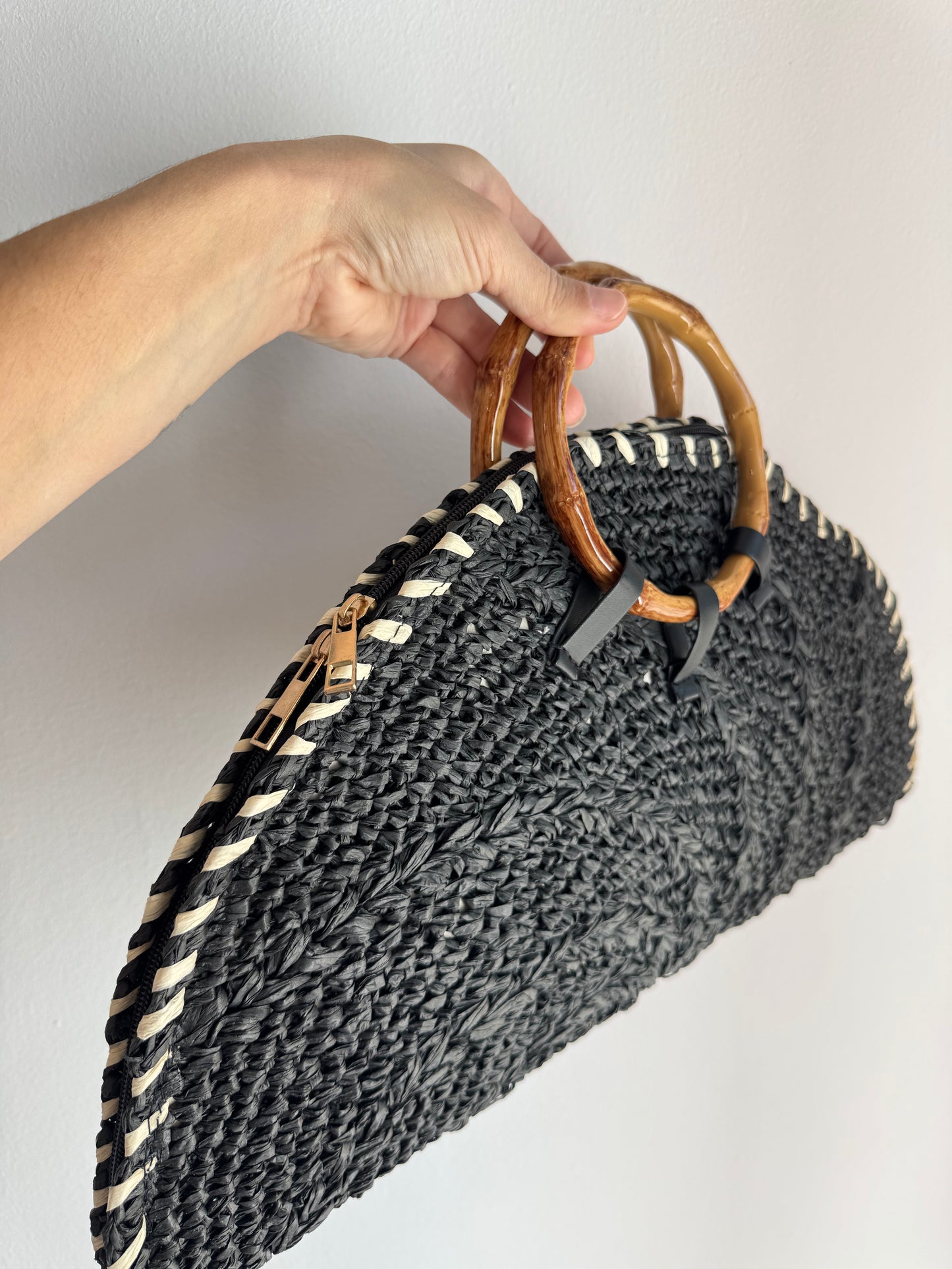 Bolso Abanico Rafia Negro