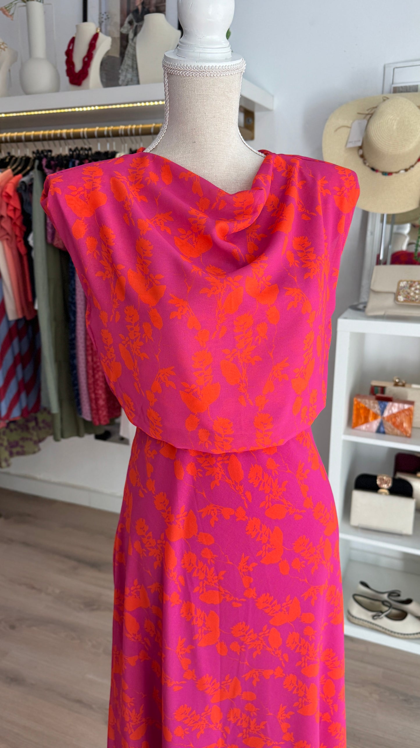 Vestido Arezzo fucsia