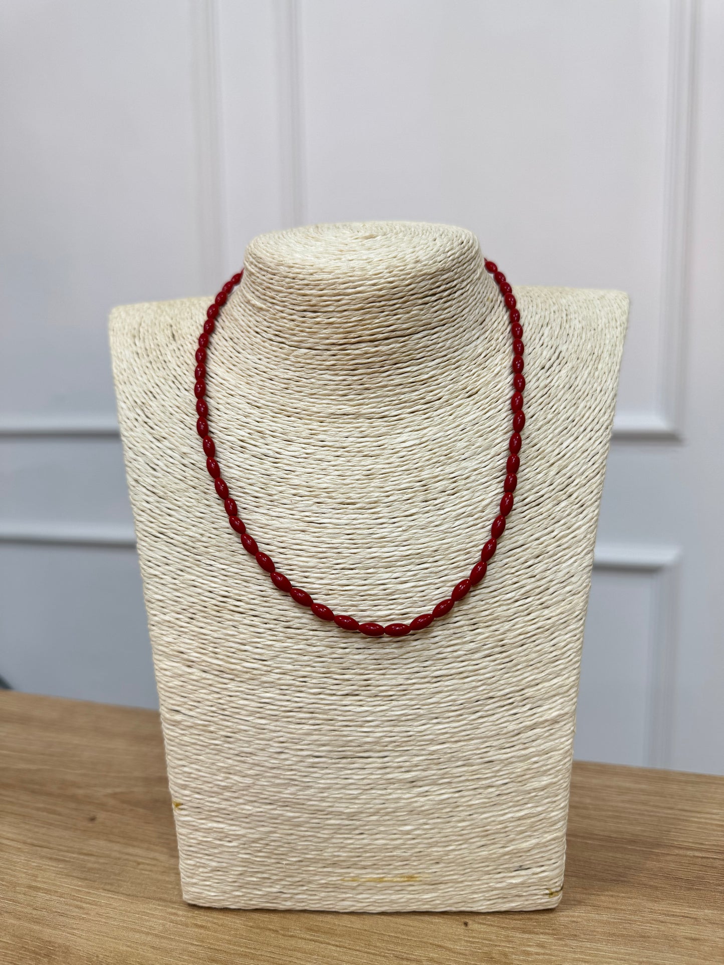 Collar grano de arroz rojo