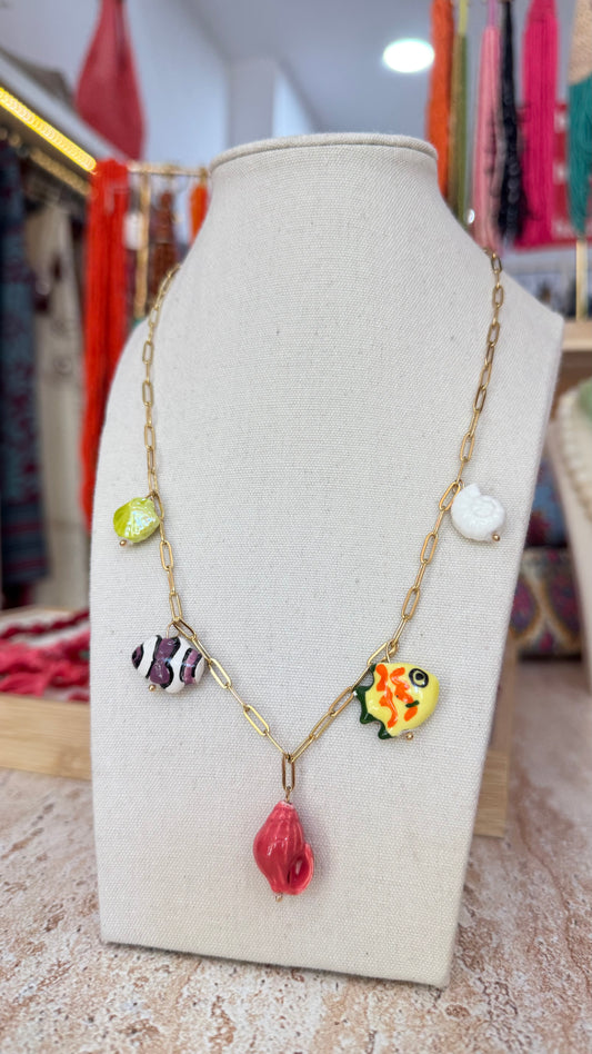 Collar peces