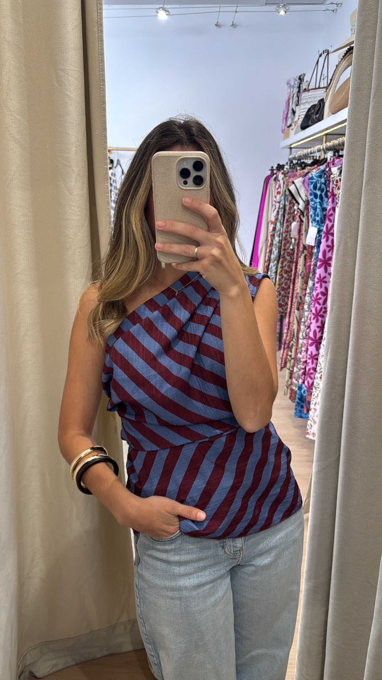 Blusa Asimétrica