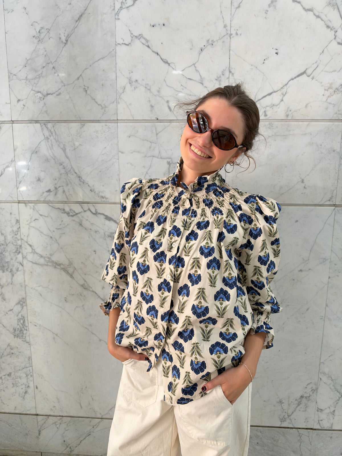 BLUSA MANGA ABULLONADA