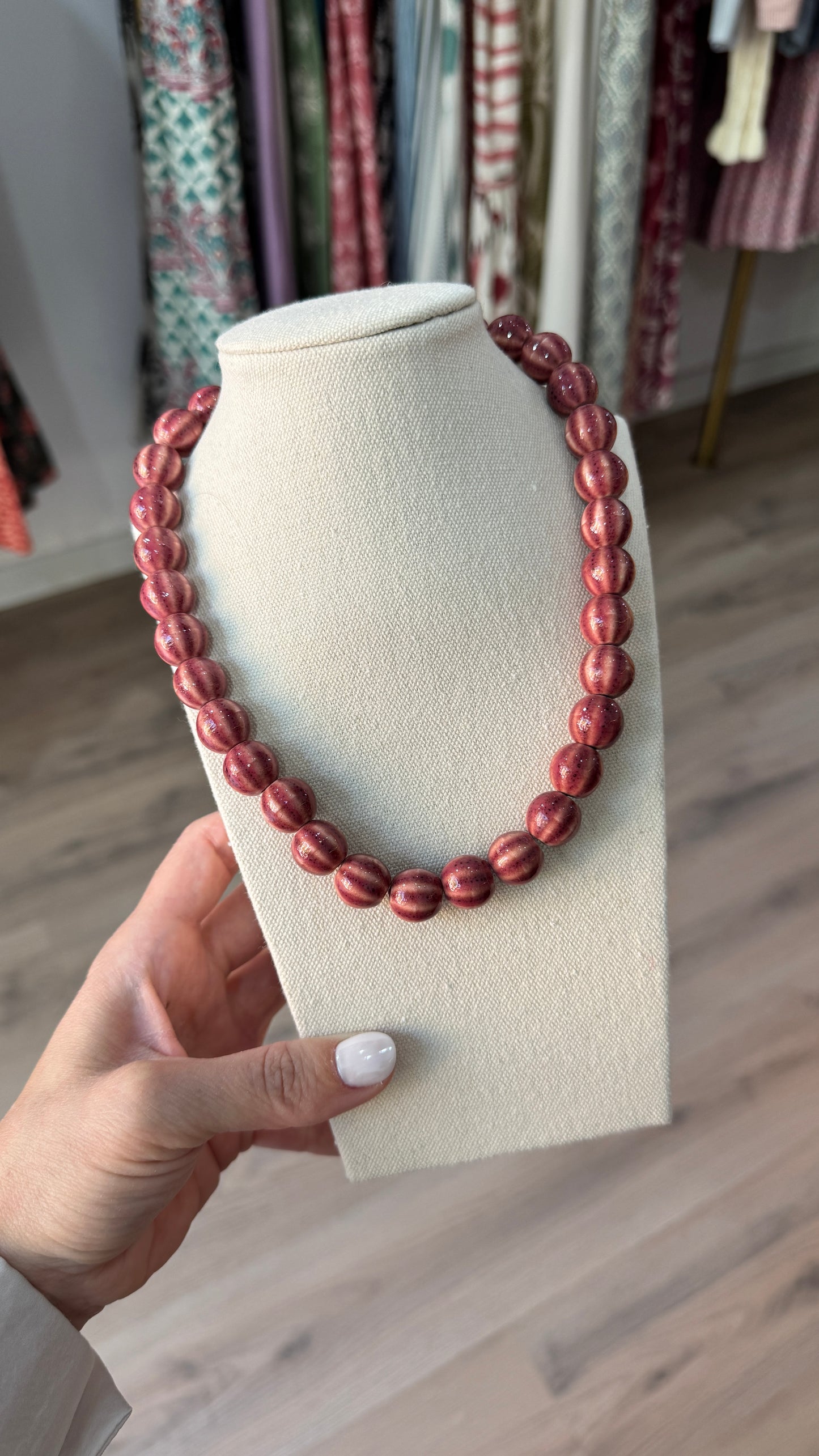 Collar morado