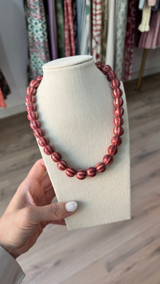 Collar morado