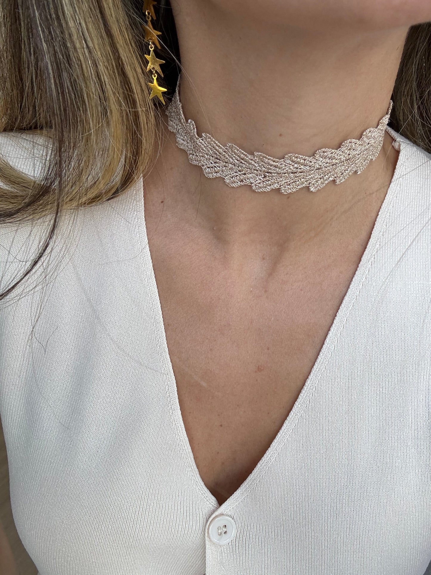 CHOKER