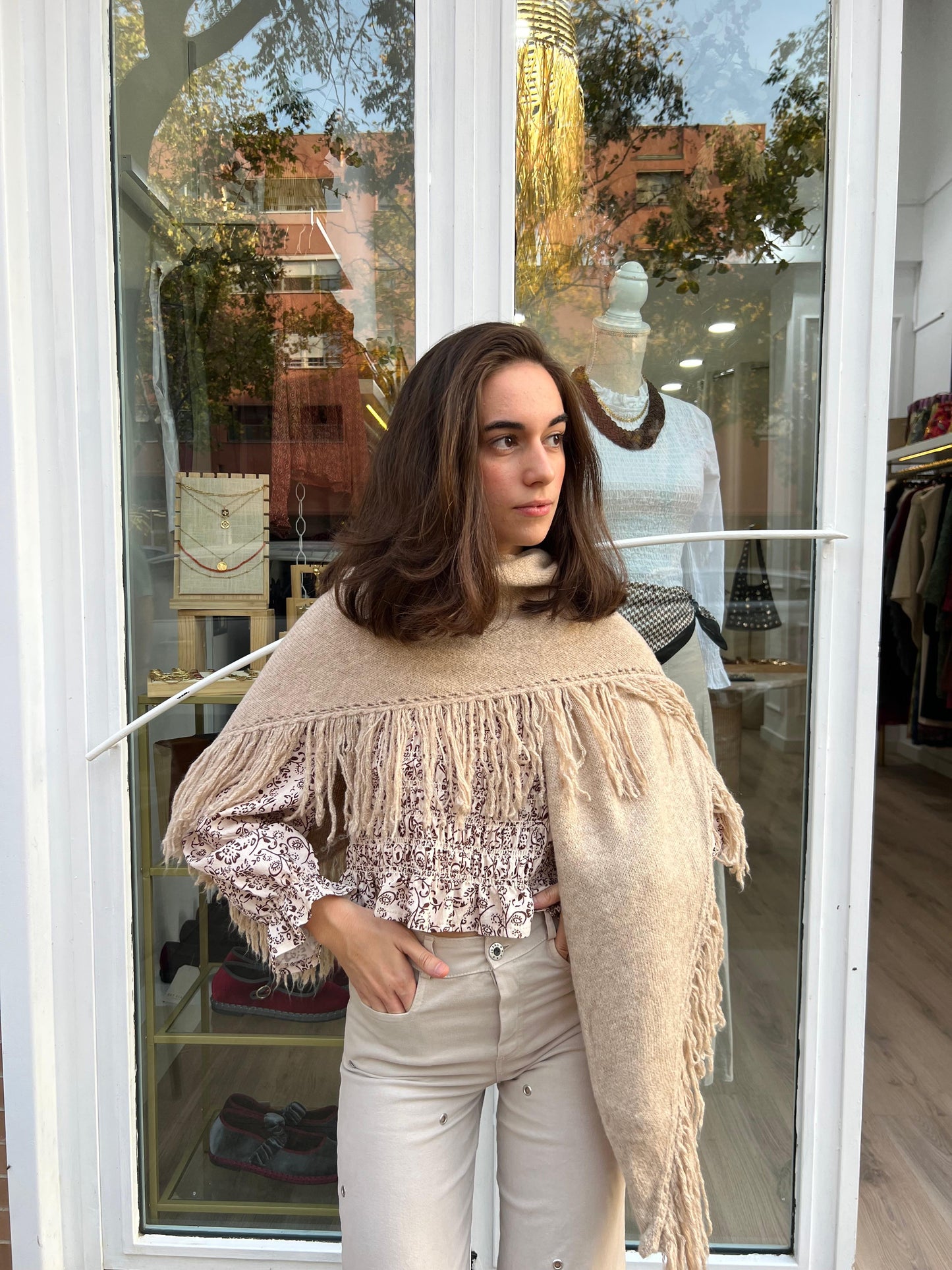 Poncho beige
