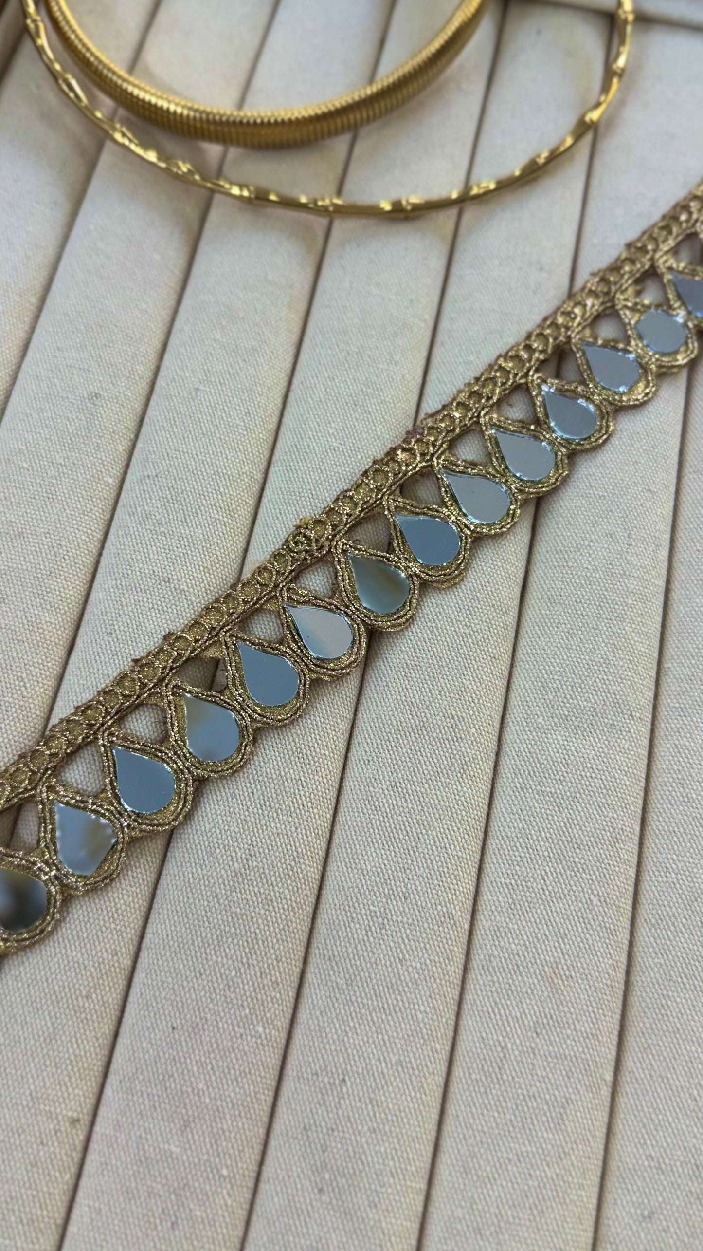 Choker gotas
