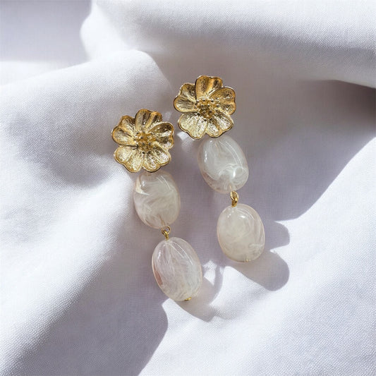 Pendientes piedra blanca