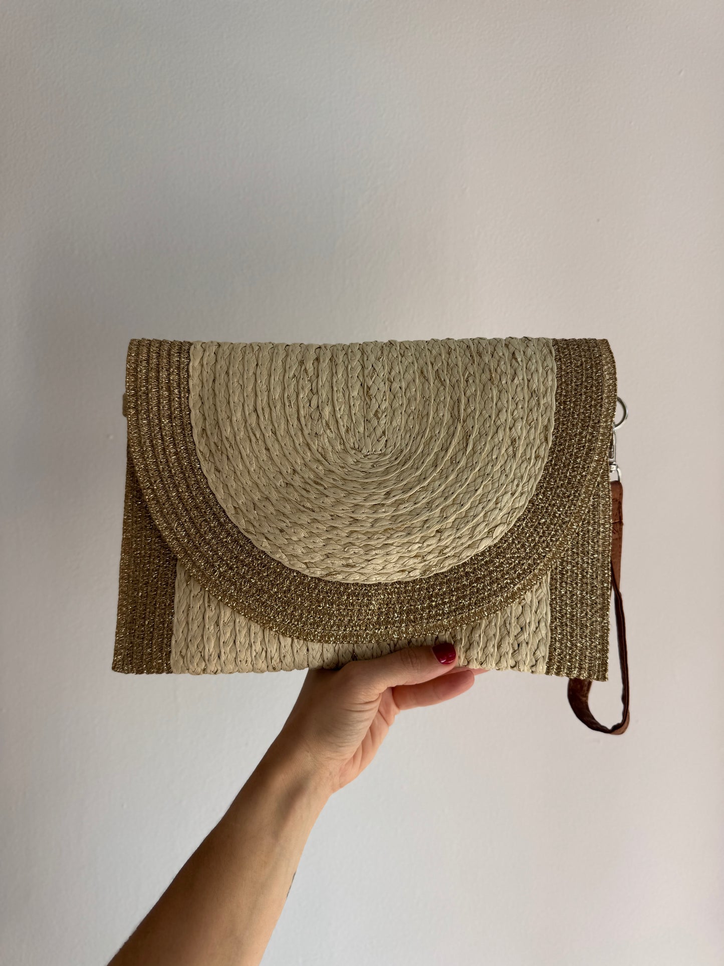 CARTERA BORDE DORADO