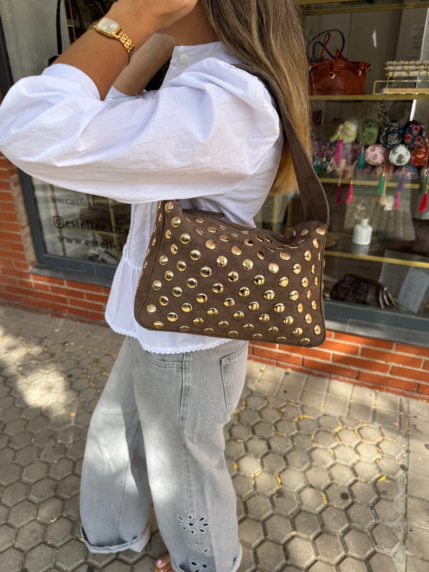 BOLSO DE HOMBRO TACHUELAS