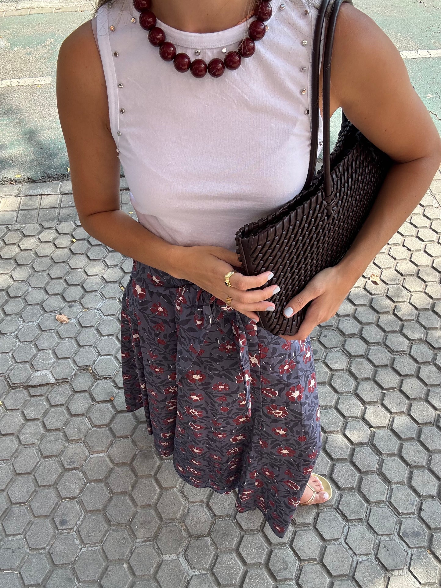 Falda azul lazada