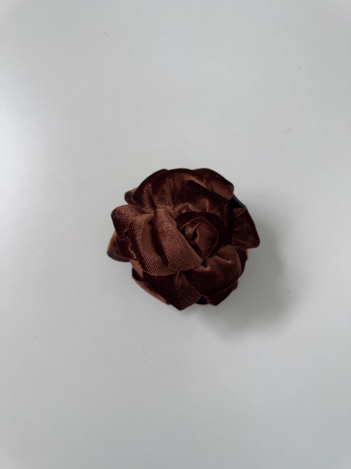 Flor pinza marrón