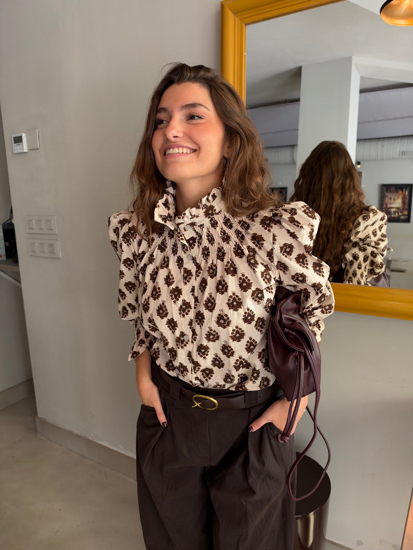 BLUSA MANGA ABULLONADA