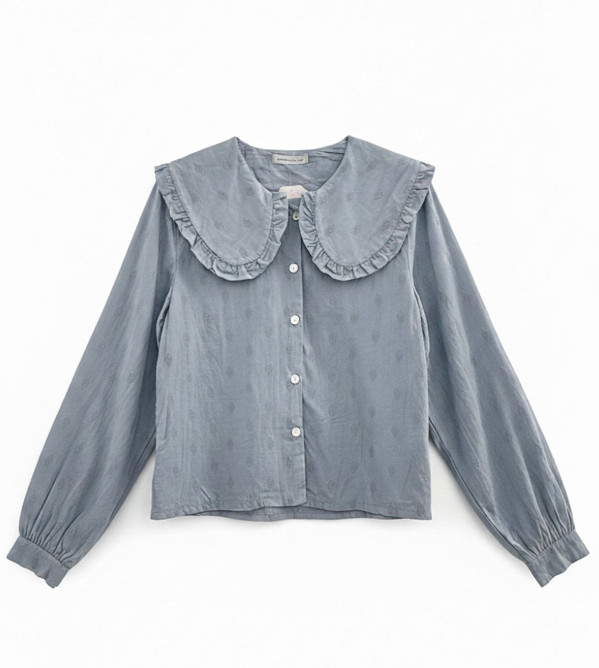 Blusa cuello babero azul
