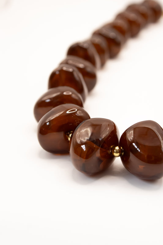 Collar piedras marrón