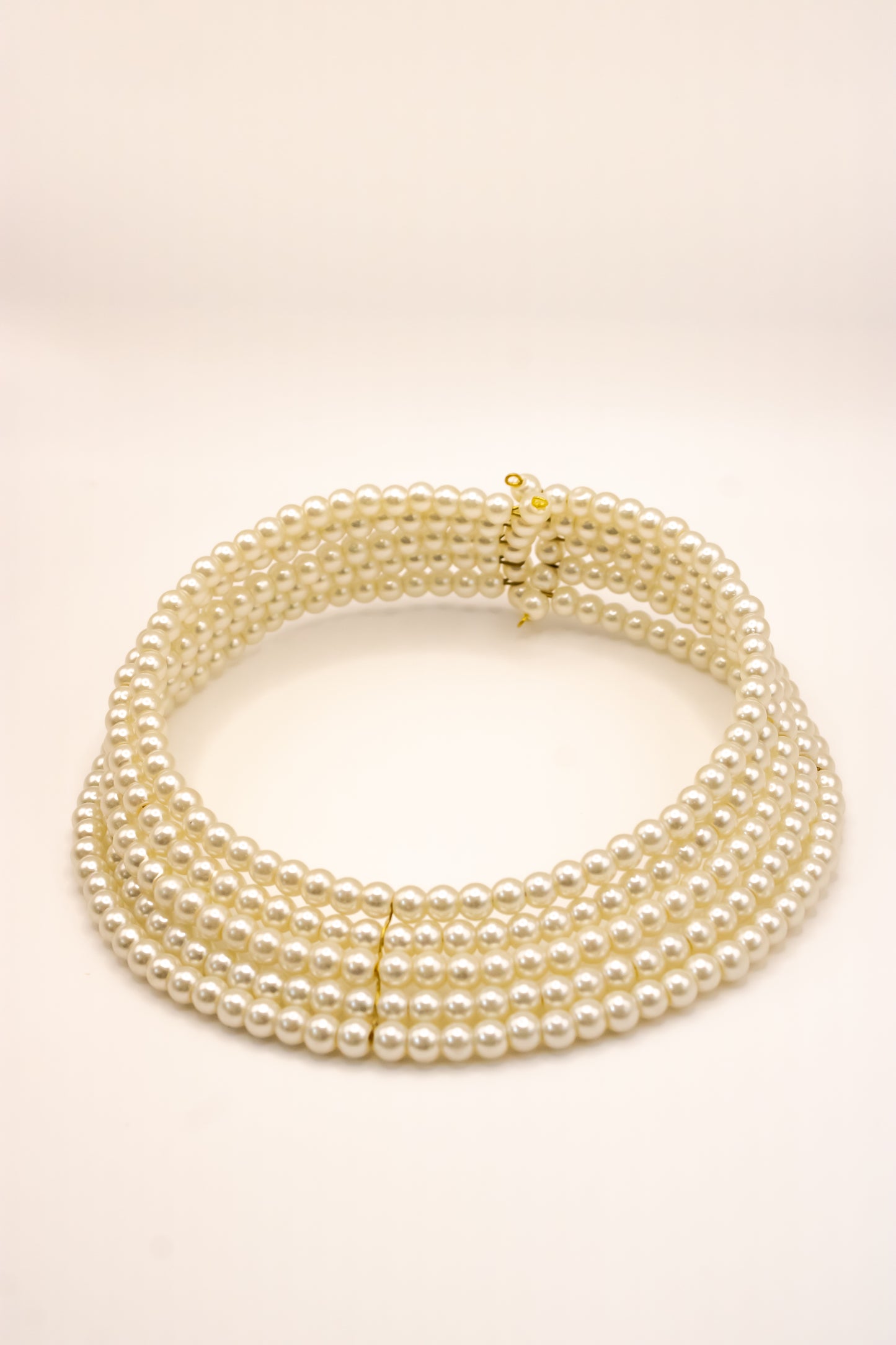CHOKER