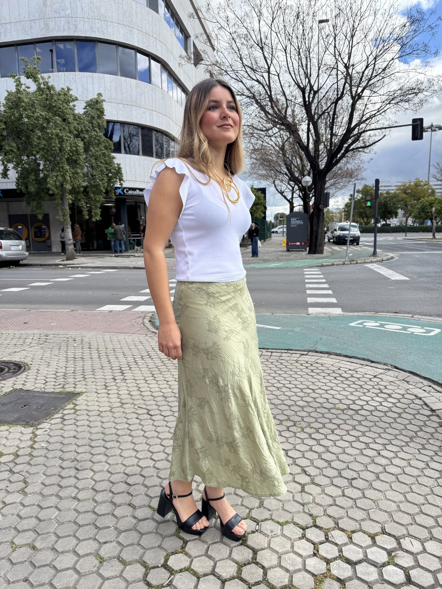 Falda fluida verde