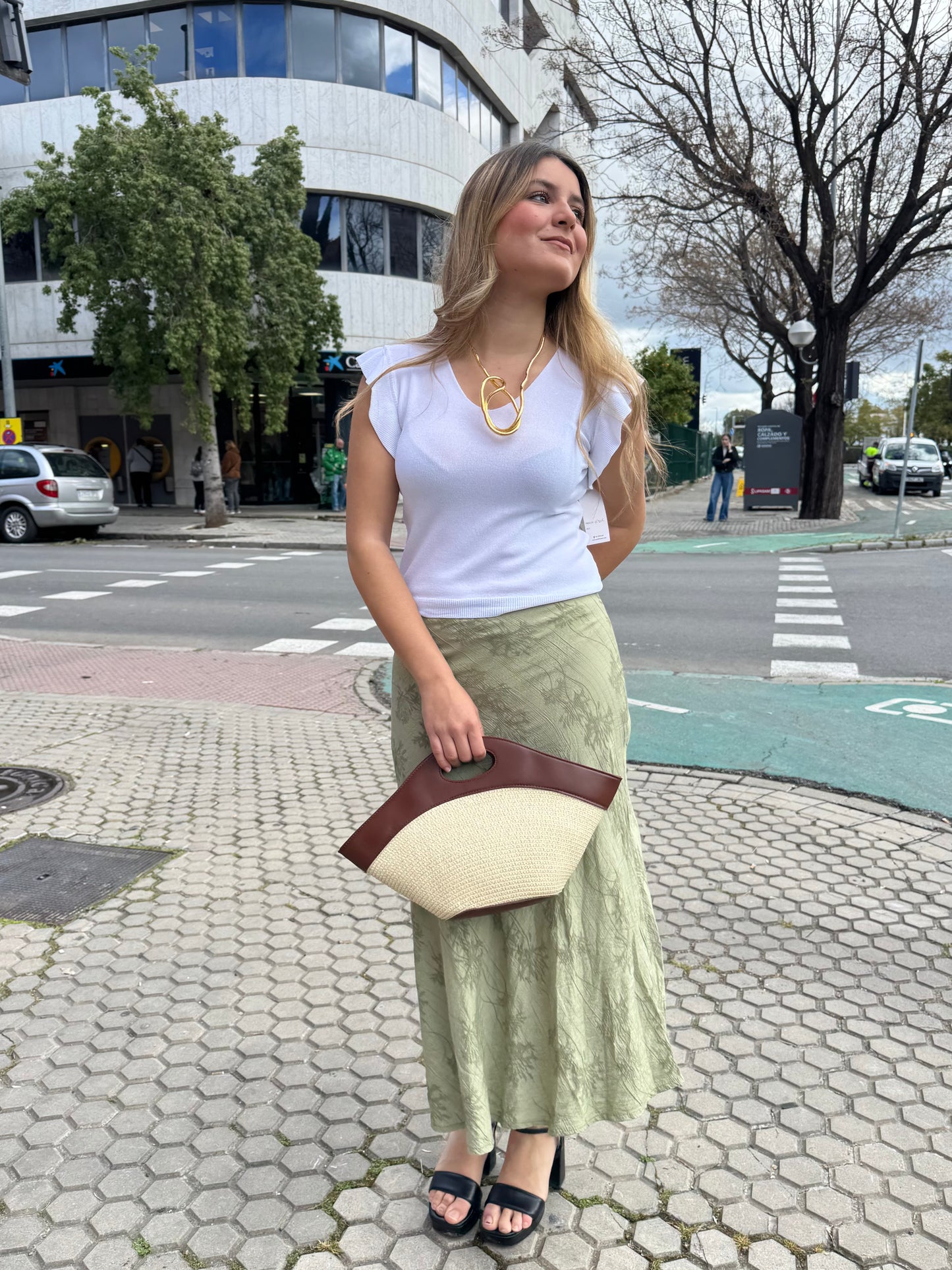 Falda fluida verde