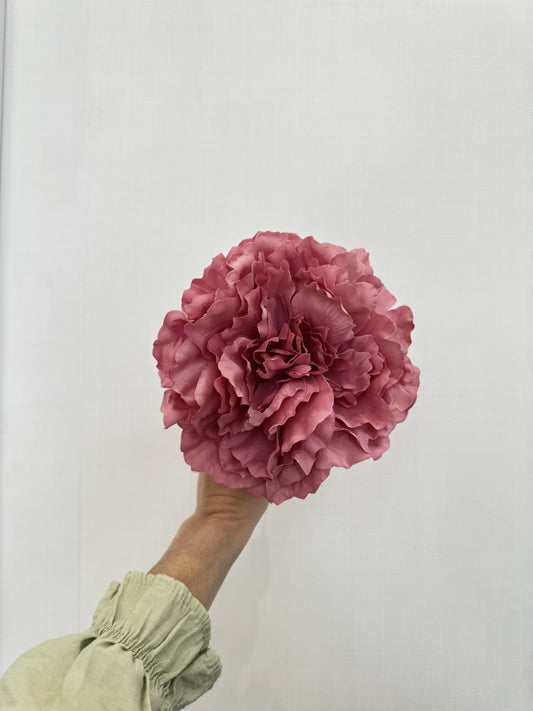 Peonía grande rosa maquillaje